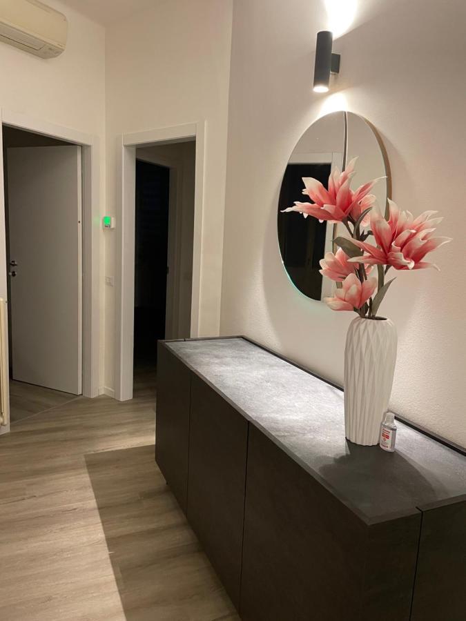 Un Balcone Sul Centro Storico Daire Reggio Emilia Dış mekan fotoğraf